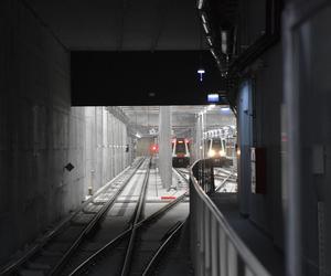 Metro pojechało na Targówek. Tak wyglądało otwarcie nowych stacji
