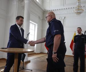 Warszawscy urzędnicy będą ścigać taksówkarzy! Ratusz podpisał porozumienie z policją