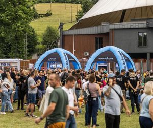 Muzyka z nutą empatii. soundcore i Anker na trasie Żywiec Męskie Granie 2025 