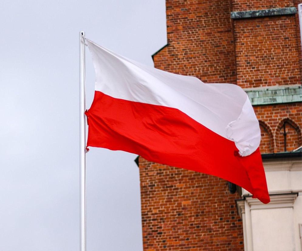 Rusza akcja Twoja Biało-Czerwona. Tam w Warszawie odbierzesz polską flagę