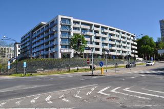 Życie w Architekturze 2025. Apartamenty Reduta - budynek mieszkalny wielorodzinny z częścią usługowo-handlową w parterze. JPA - Jabłoński Pracownia Architektoniczna Sp. z o.o.