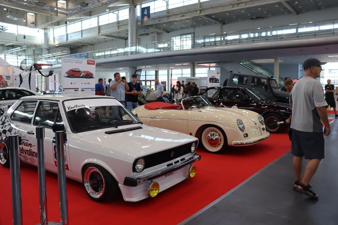 Retro Motor Show rozpoczęte! Wyjątkowe samochody na MTP!