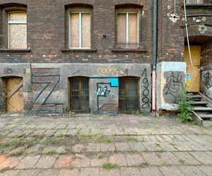 Zabytkowe famuły Izraela Poznańskiego w Łodzi 