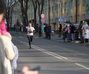 Mali i duzi pobiegli dla Polski! Druga edycja Ulicznych Biegów Niepodległości