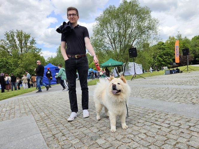 Festiwal Przyjaciół Zwierząt w Olsztynie. Park Centralny opanowały radosne pieski