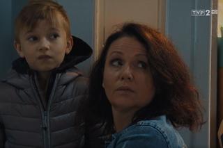 M jak miłość odc. 1563. Misiek (Aleksander Bożyk), Marysia (Małgorzata Pieńkowska)