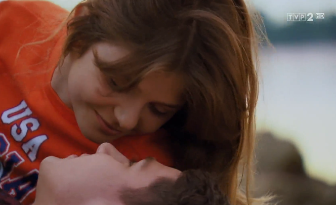 M jak miłość odc. 1392. Lilka Banach (Monika Mielnicka), Mateusz Mostowiak (Krystian Domagała)