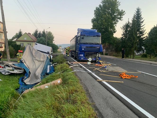 Wypadek w miejscowości Uszew na DK 75