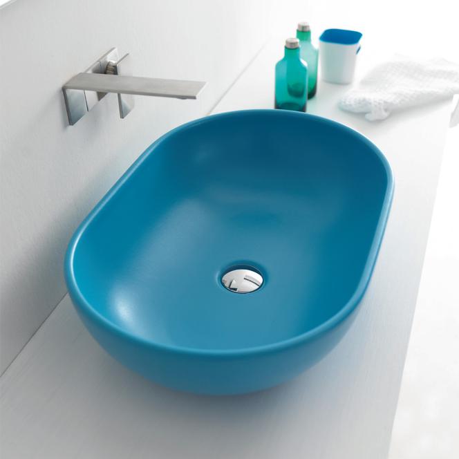 Kolor niebieski w łazience