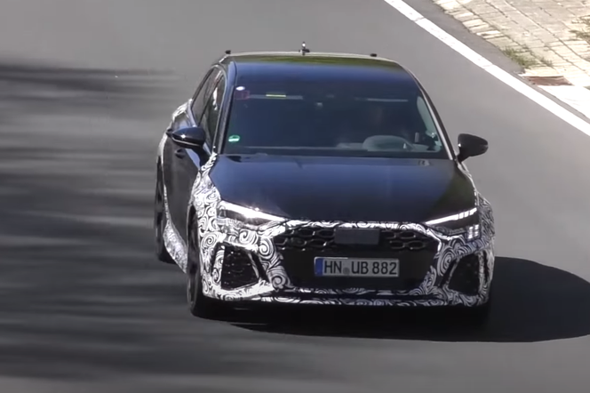 Nowe Audi RS 3 Sportback rozrabia na torze