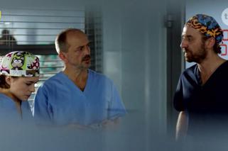 Lekarze 4 sezon odcinek 3 (odc. 42). Michał Karkoszka (Wojciech Mecwaldowski), Leon (Jacek Koman), Basia (Aleksandra Hamkało)