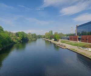 Bierzemy sztuczną inteligencję za przewodnika i ruszamy zwiedzać Bydgoszcz! Mamy 5 godzin i 100 zł. AI ułożyła ciekawy plan wycieczki!  