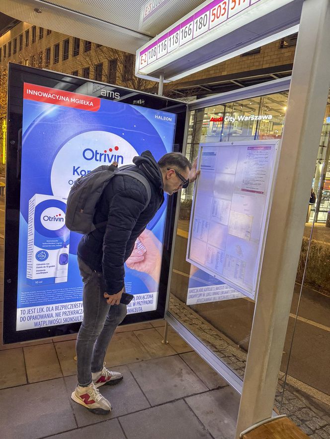 Łukasz Mejza jeździ autobusem