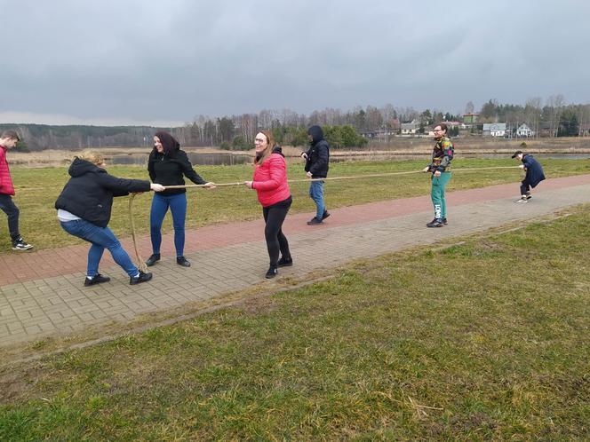 Powitanie wiosny przez uczniów OHP w Starachowicach