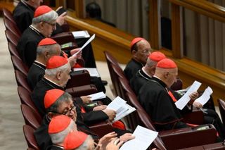 Ponad 100 osób przysięgało przed konklawe. Zamykają Watykan! Bezwzględna dyskrecja