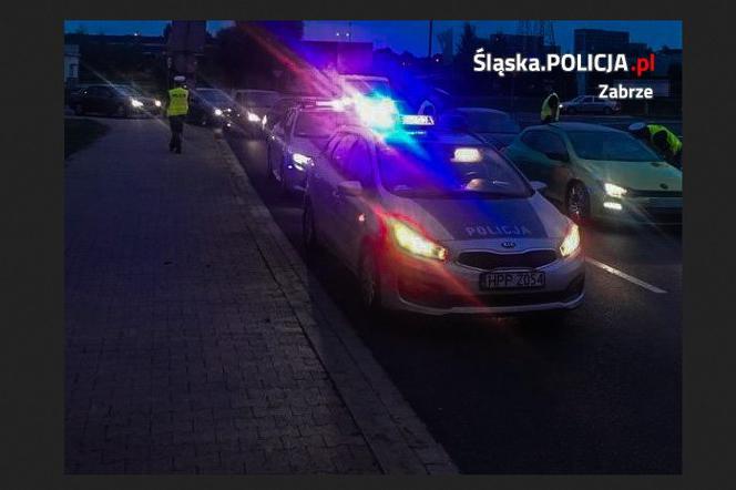 Nielegalne wyścigi samochodowe w Zabrzu przerwane przez policję. Posypały się mandaty