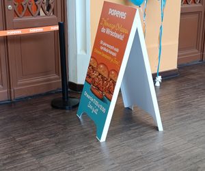 Popeyes na Dworcu Głównym we Wrocławiu otwarty! Spora kolejka, muzyka na żywo i darmowy kurczak