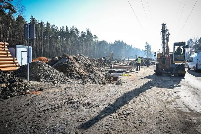 Trwa budowa drogowej bramy jury w Częstochowie