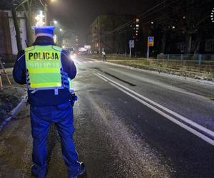 Potrącenie w Bytomiu. 84-letni mężczyzna został zabrany do szpitala 