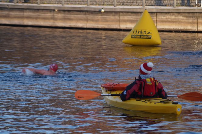 Wskoczyli do lodowatej Brdy! Za nami zawody FOCUS Ice Swimming Bydgoszcz Festival 2024