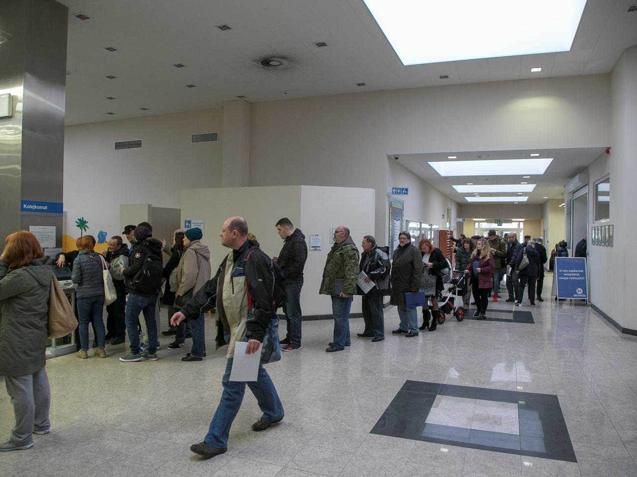 Gigantyczne kolejki w skarbówce