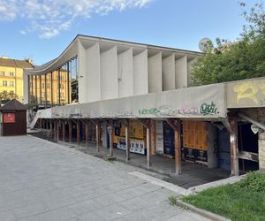 Taras między Hotelem Cracovia i Kinem Kijów. Czy nadaje się jeszcze do remontu?