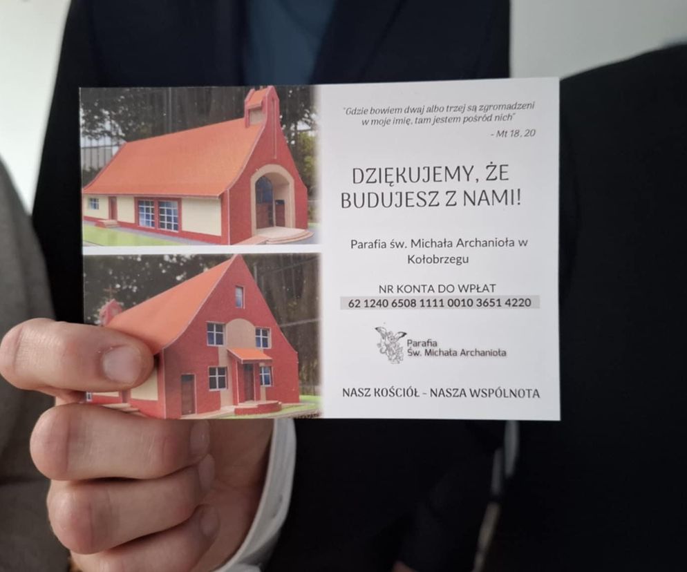 budowa kościoła w Podczelu