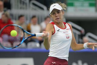 Magda Linette - Leylah Fernandez RELACJA NA ŻYWO Polka zaczyna walkę w Roland Garros Linette - Fernandez WYNIK NA ŻYWO