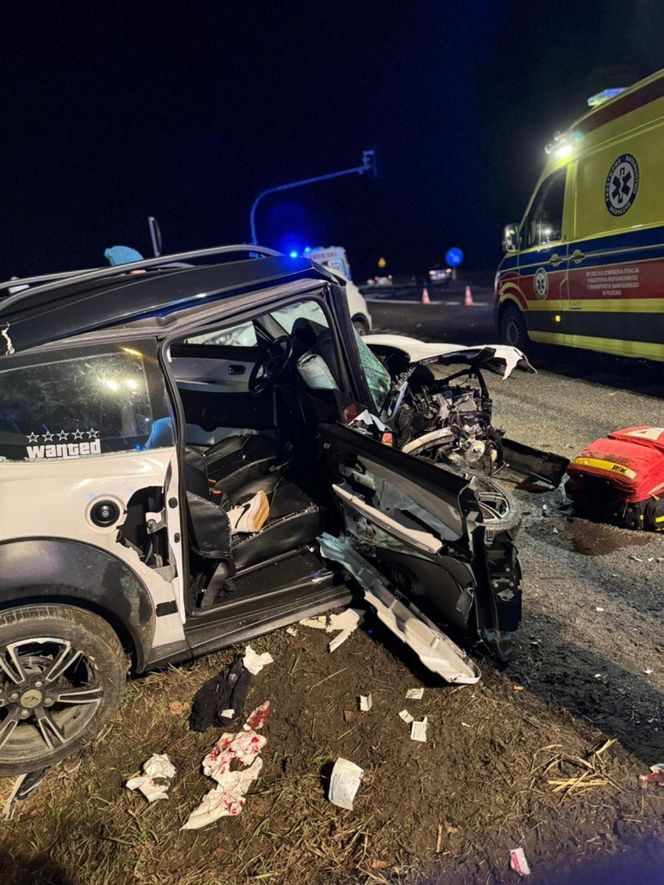  Szokujący wypadek pod Sochaczewem. 16-latek za kierownicą