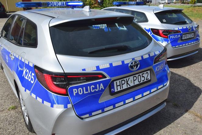 Hybrydowe radiowozy dla podkarpackiej policji. To ciche i ekologiczne Toyoty