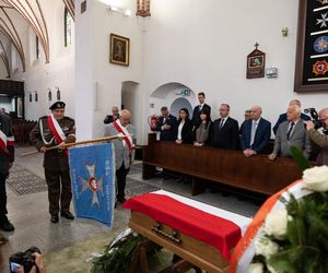 Po 80 latach doczekał się godnego pochówku. „Sosna” spoczął wśród żołnierzy niezłomnych w Bydgoszczy