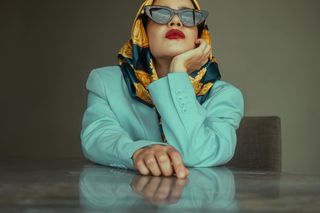 Te kolory będą rządzić jesienią i zimą 2025/26. Sprawdź, czy masz je w swojej szafie 