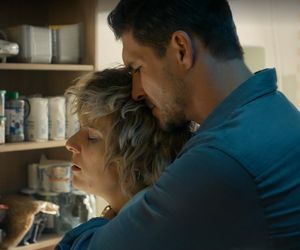 „Będziemy mieszkać razem”, odcinek 4 Taduesz (Mikołaj Roznerski), Basia (Lena Góra)