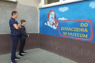 Nowy mural w Lesznie. Za wałki i pędzle chwycili uczniowie