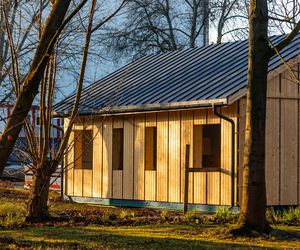 Odbudowa domków fińskich na Polu Mokotowskim