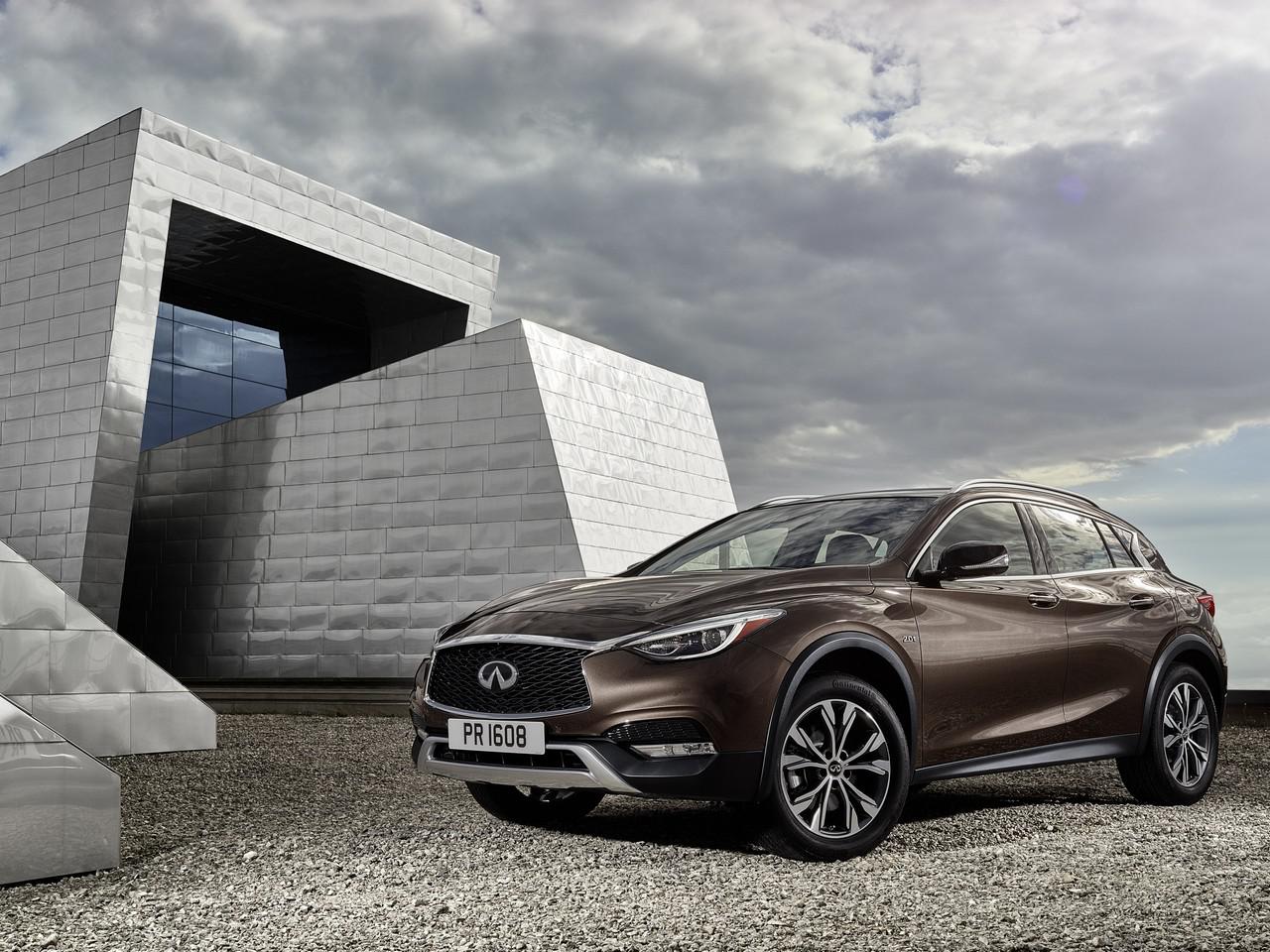 Infiniti QX30 