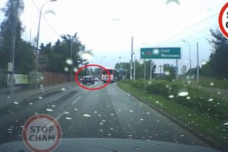 Kierujący oplem potrącił mężczyznę