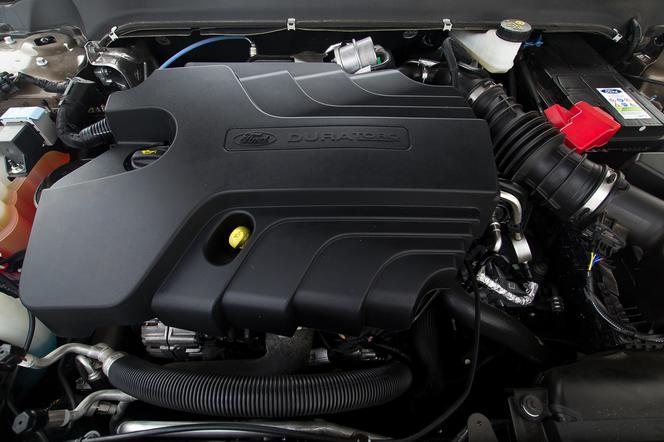 Ford Mondeo Vignale 2.0 TDCi 210 KM Twin-turbo PowerShift