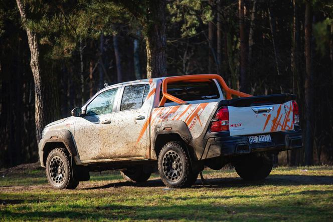 Toyota Hilux Hilly