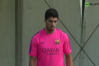 Luis Suarez znów czuje się jak piłkarz! Zobacz jego pierwszy trening z Barceloną [WIDEO]