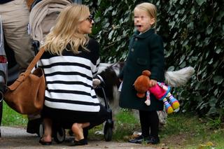 Kasia Tusk paraduje w klapkach. Zapomniała o skarpetkach 