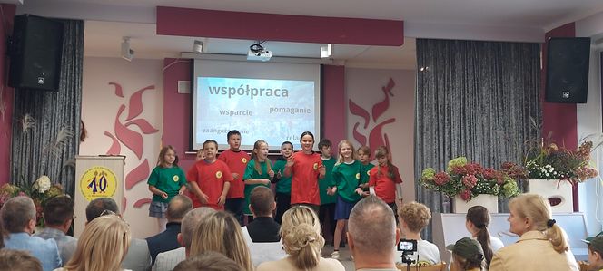 Ogród sensoryczno- naukowy przy SP nr 10 w Zamościu