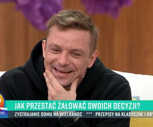 Gwiazdor Barw szczęścia zdjął spodnie w Pytaniu na śniadanie
