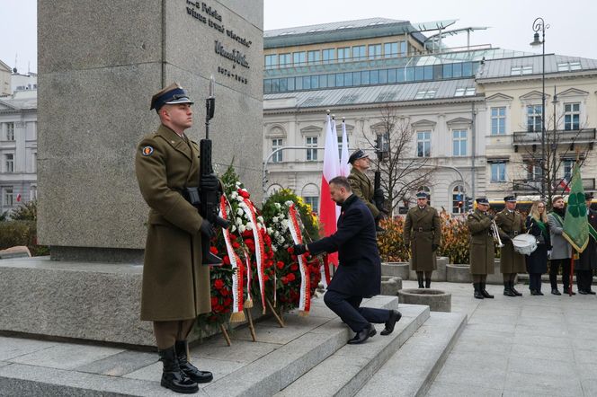 Prezydent złożył wieńce przed pomnikiem