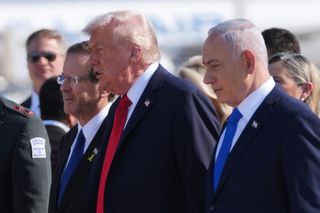 Trump w Tel Awiwie. Hamas wypuszcza kolejnych zakładników