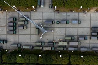 Wojsko we Wrocławiu walczy z powodzią