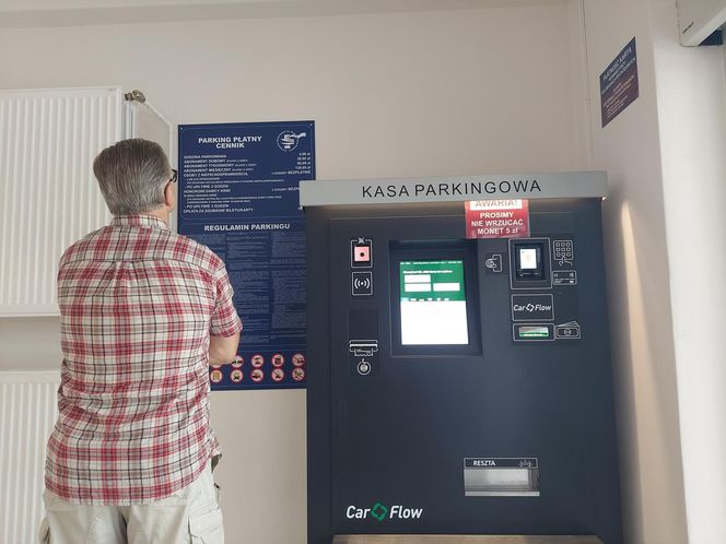 Szpital "papieski" ma nowy system parkingowy
