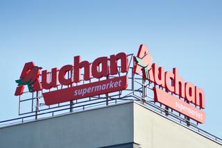 Auchan – Super promocje na Mikołajki. Tanie zabawki i słodycze, duże rabaty na mięso i karpia [GALERIA]