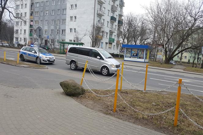 Staruszek przechodził właśnie w tym miejscu.