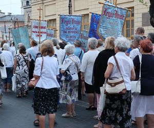 76. rocznica Cudu Lubelskiego. Procesja różańcowa w centrum Lublina